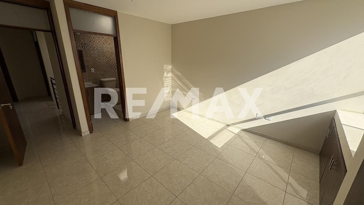 RECAMARA, photo 17 of 18