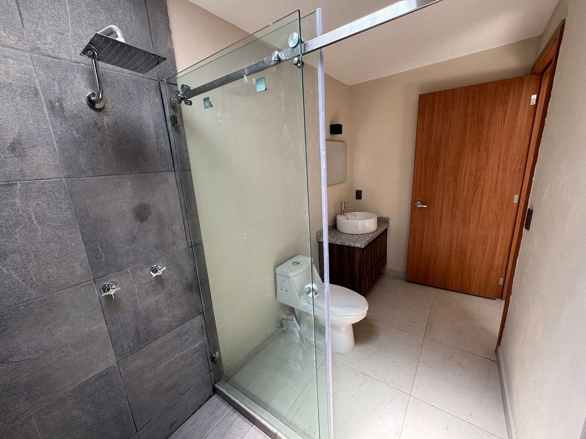 House in Gated Community in Francisco Sarabia, Zapopan, photo 2 of 25