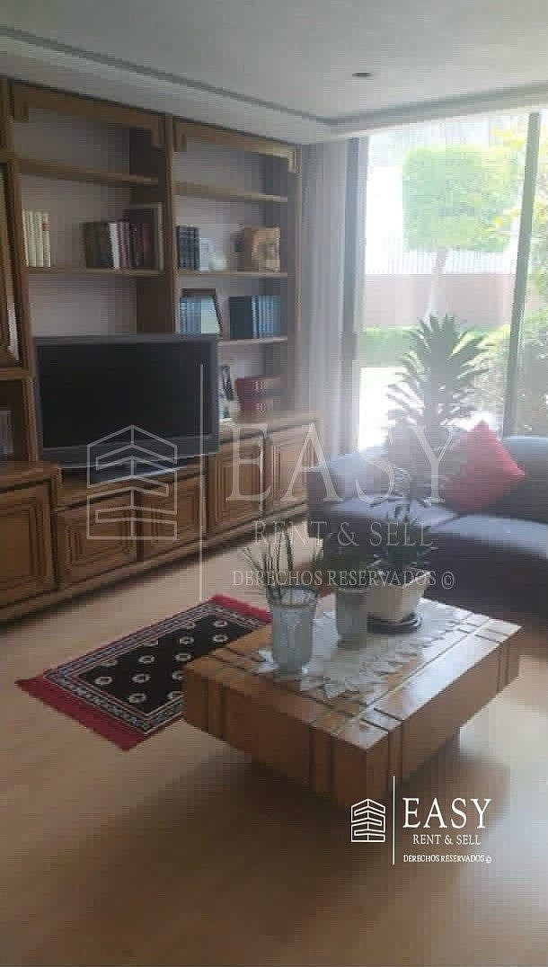 House for sale in Bosques de las Lomas, photo 1 of 11