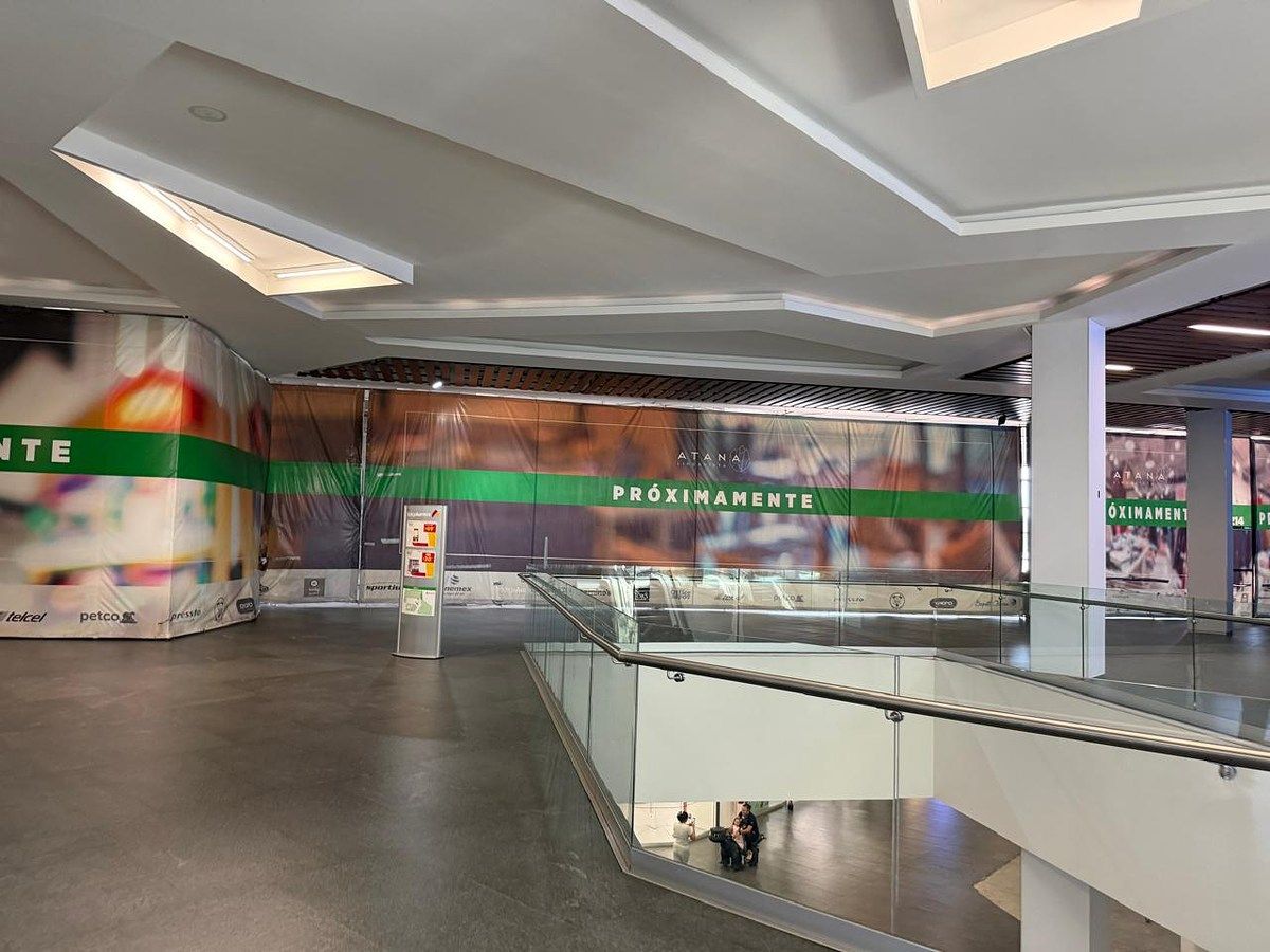 Local Comercial de 1,304.64 m² | Plaza Comercial Atana | Ciudad de México, foto 1 de 4