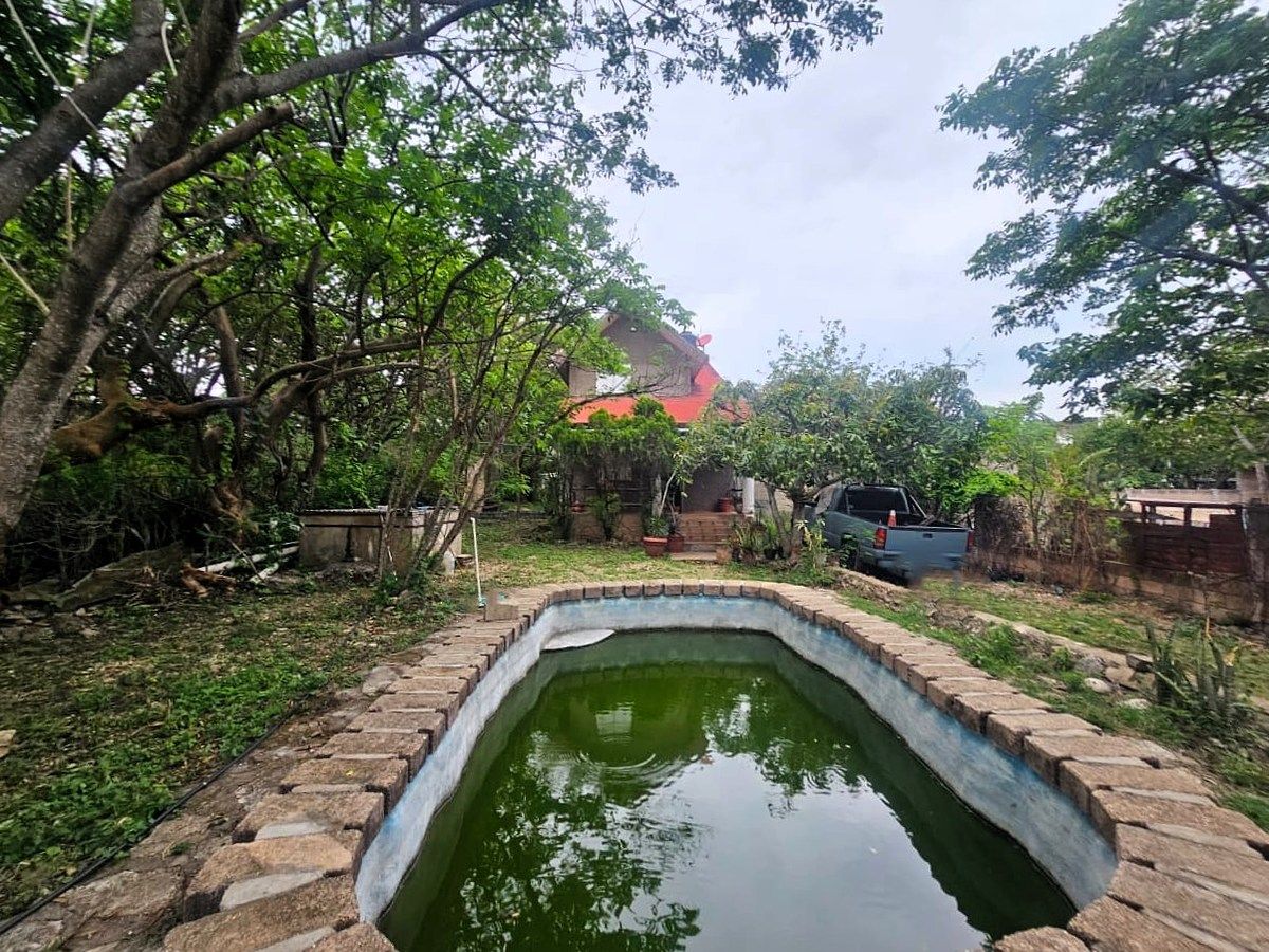 Casa tipo cabaña con terreno grande en Berriozabal, foto 1 de 13
