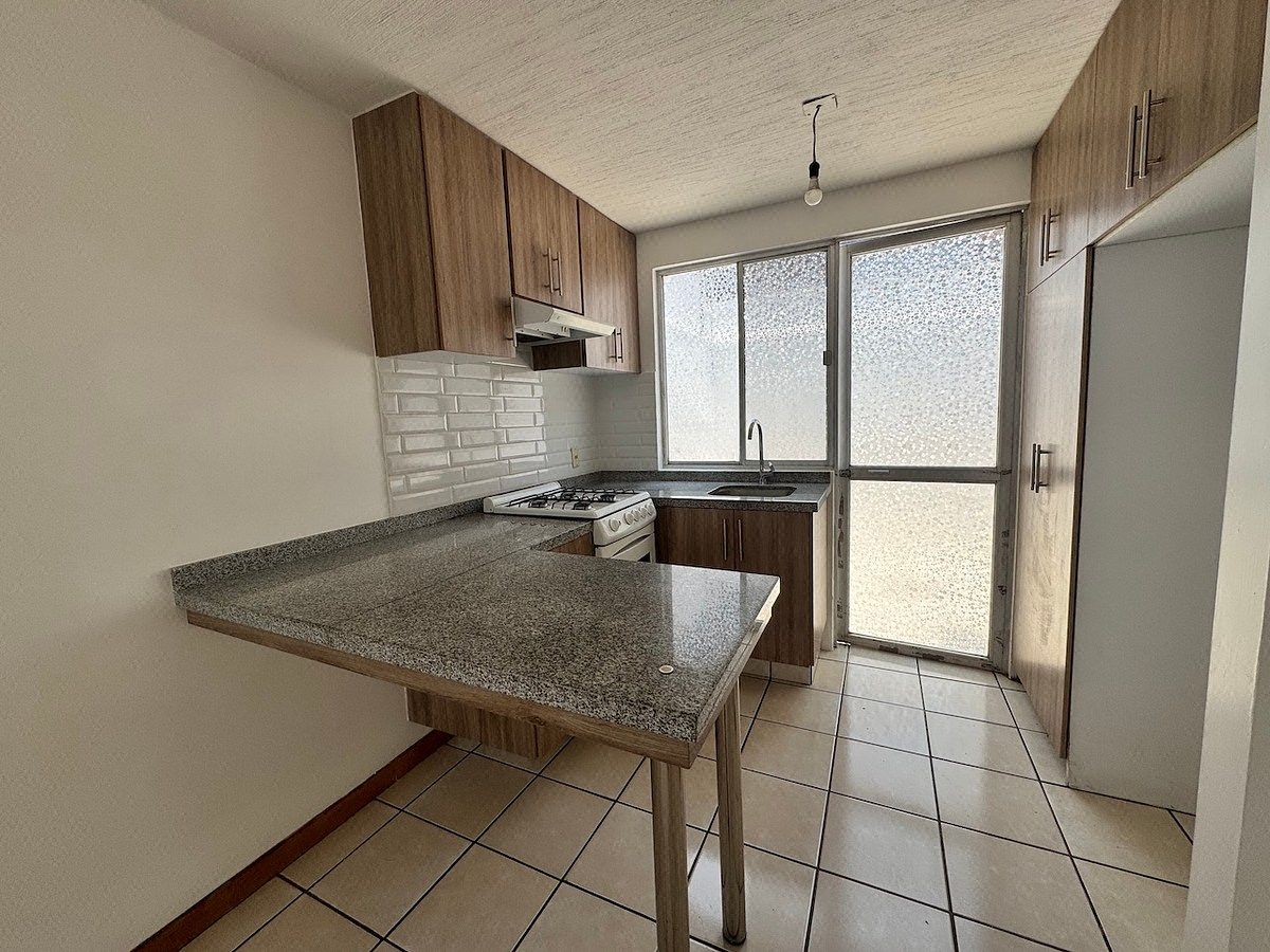 Casa en Lomas de Zapopan, Zapopan, foto 3 de 19