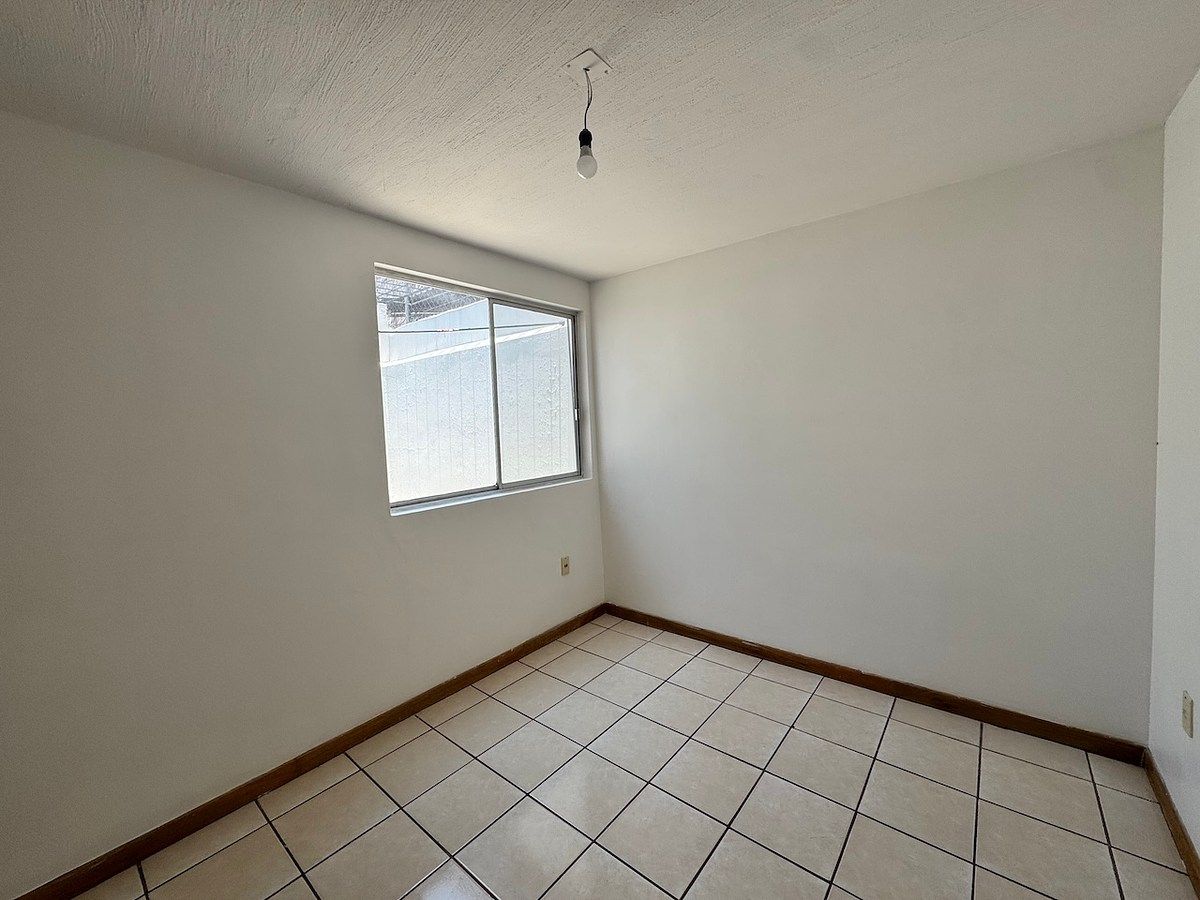 Casa en Lomas de Zapopan, Zapopan, foto 13 de 19