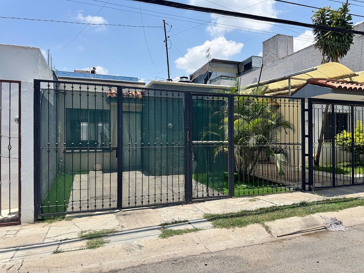 Casa en Lomas de Zapopan, Zapopan, foto 2 de 19