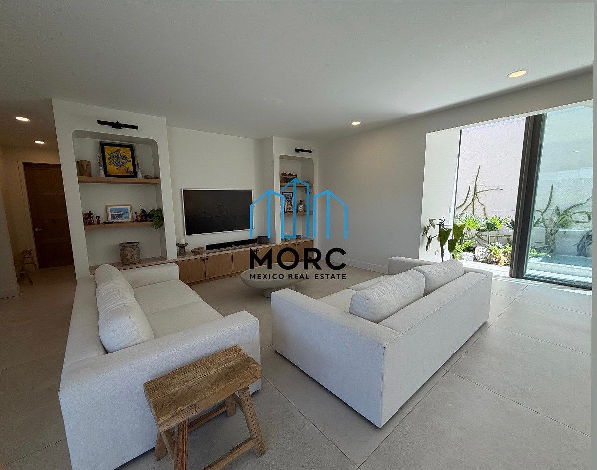 VENTA DE CASA EN PRIVADA LAS FLORES, HACIENDA AGUA CALIENTE, TIJUANA, B.C., foto 1 de 29