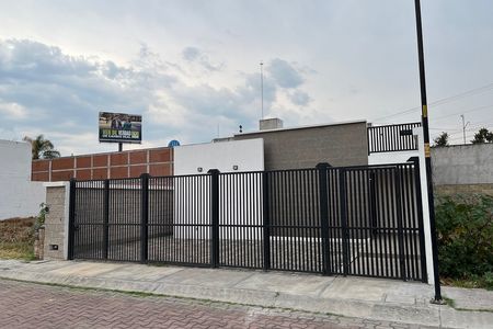 GRAN CASA DE 1 PISO BIEN EQUIPADA CON ROOF GARDEN | $3,890,000 | LAS TROJES | CO