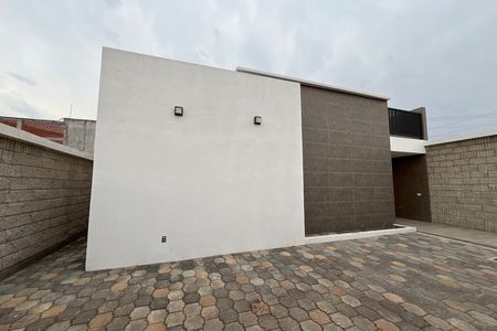GRAN CASA DE 1 PISO BIEN EQUIPADA CON ROOF GARDEN | $3,890,000 | LAS TROJES | CO