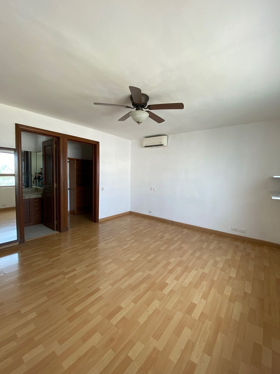 House in Colinas de San Jerónimo, Monterrey, photo 11 of 32
