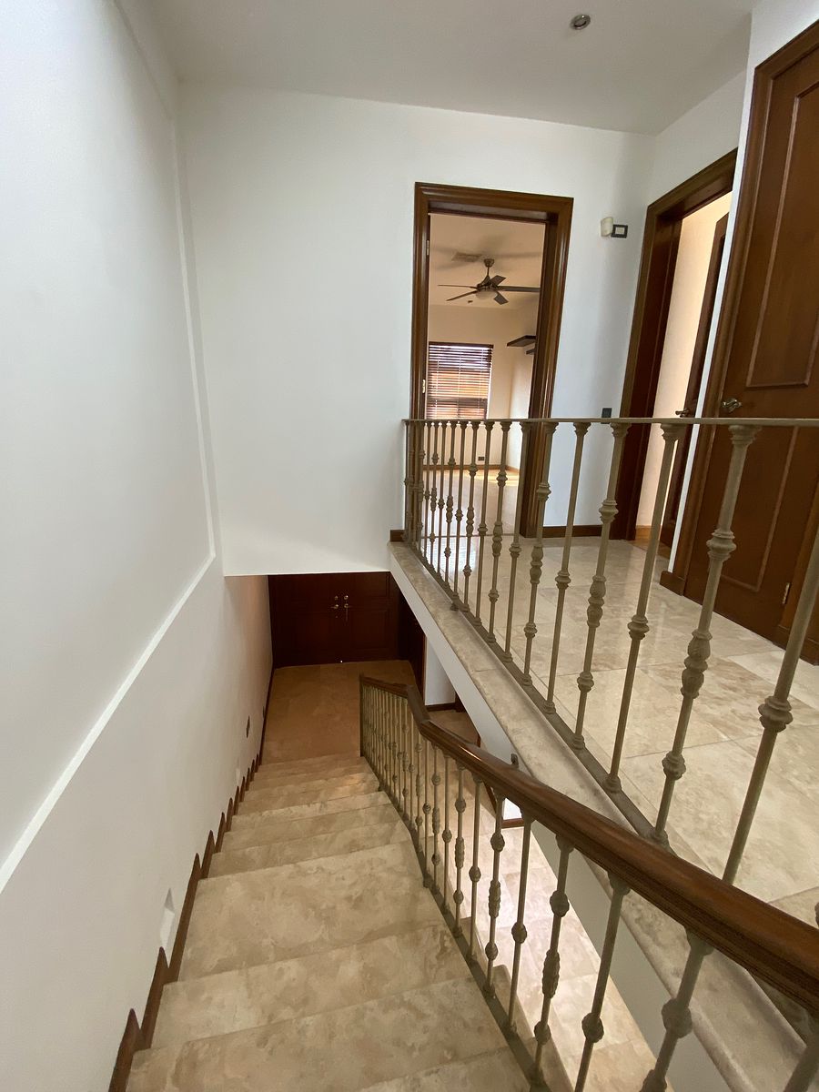 House in Colinas de San Jerónimo, Monterrey, photo 15 of 32