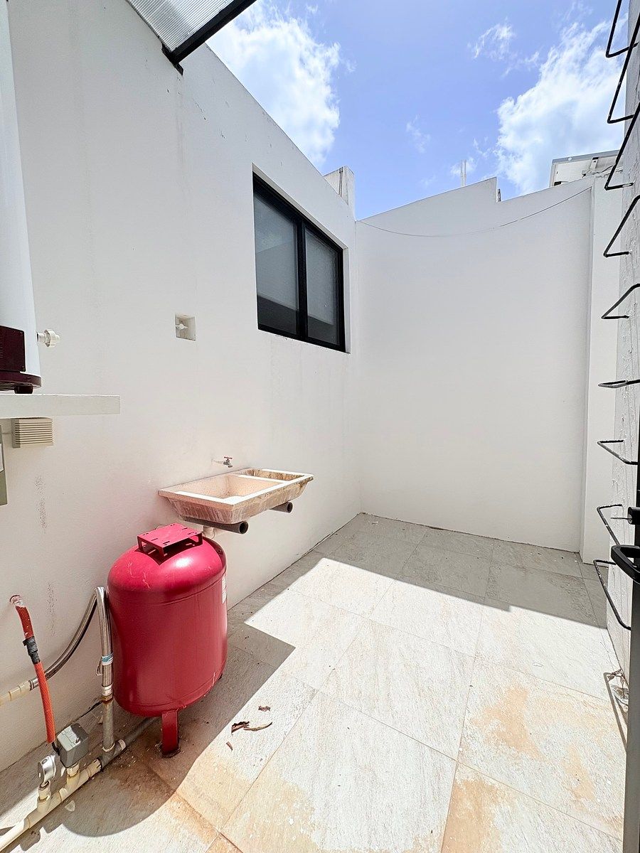 House in Gated Community in Temozón Norte, Mérida, photo 22 of 35
