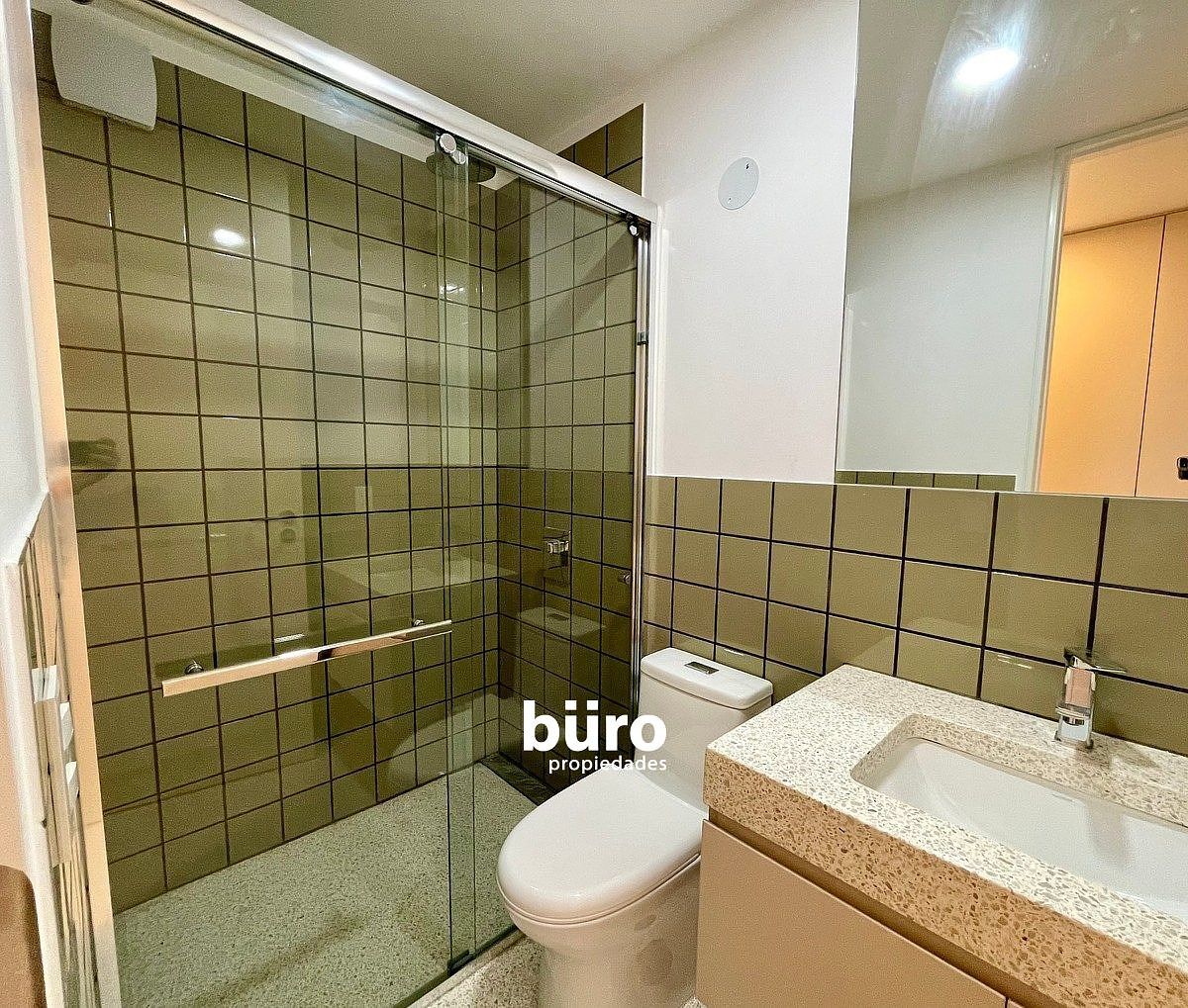 Baño Secundario con preciosos acabados., foto 9 de 12