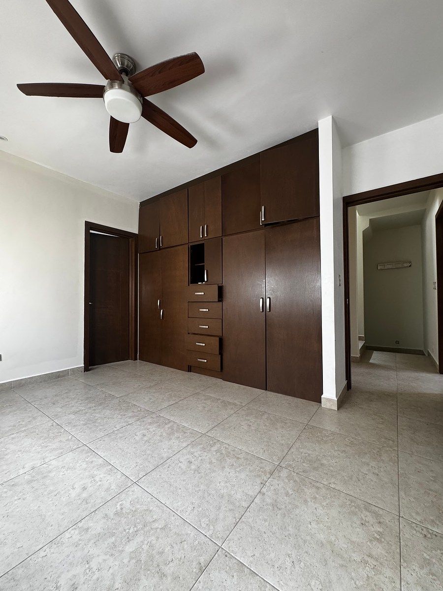 Casa em Colinas del Valle, Monterrey, foto 5 de 16