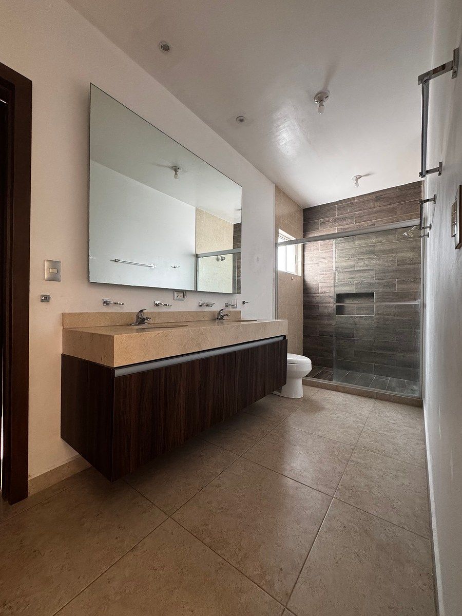 Casa em Colinas del Valle, Monterrey, foto 10 de 16