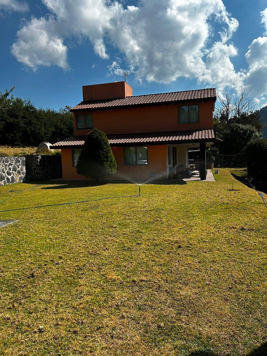 Cottage-style house and storage 5 minutes from Ibero, photo 1 of 22