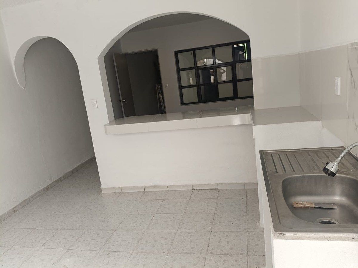House in Las Margaritas, Morelia, photo 26 of 32