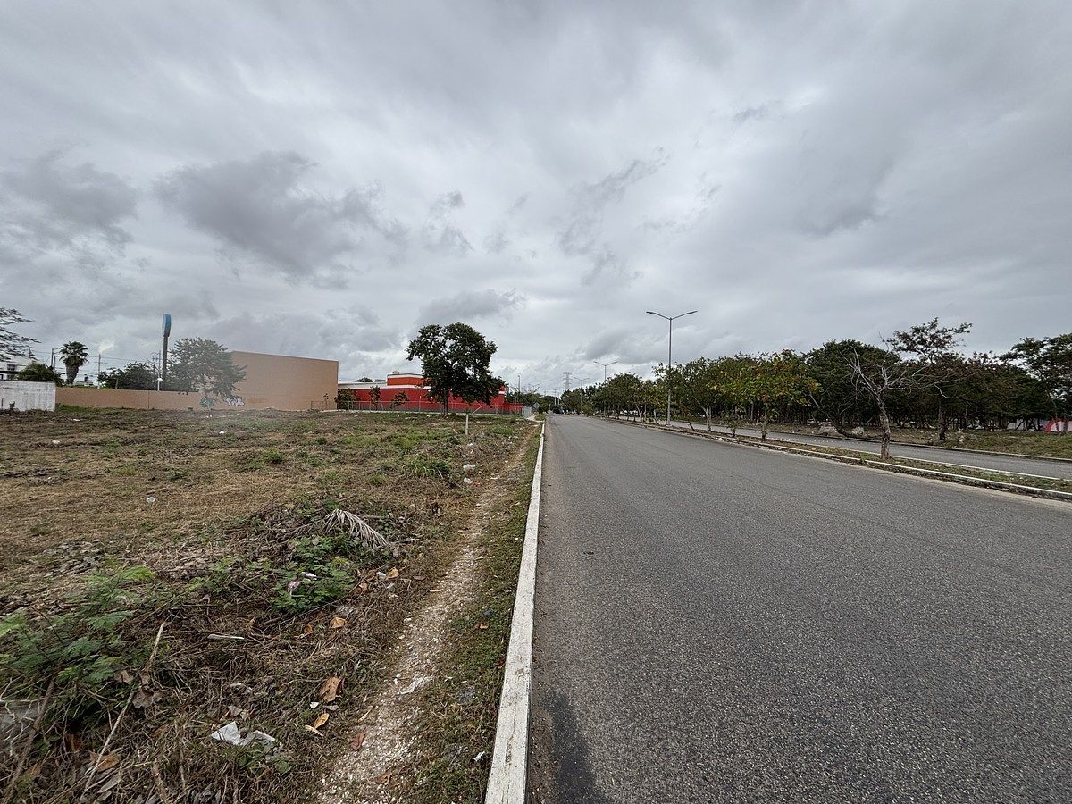 Terreno en Paseos de Opichen, Mérida, foto 12 de 14