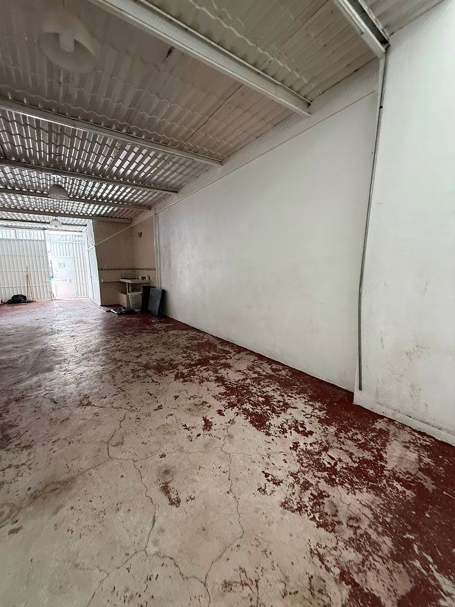 Commercial Storage Unit in Las Juntas, Guadalajara, photo 7 of 12