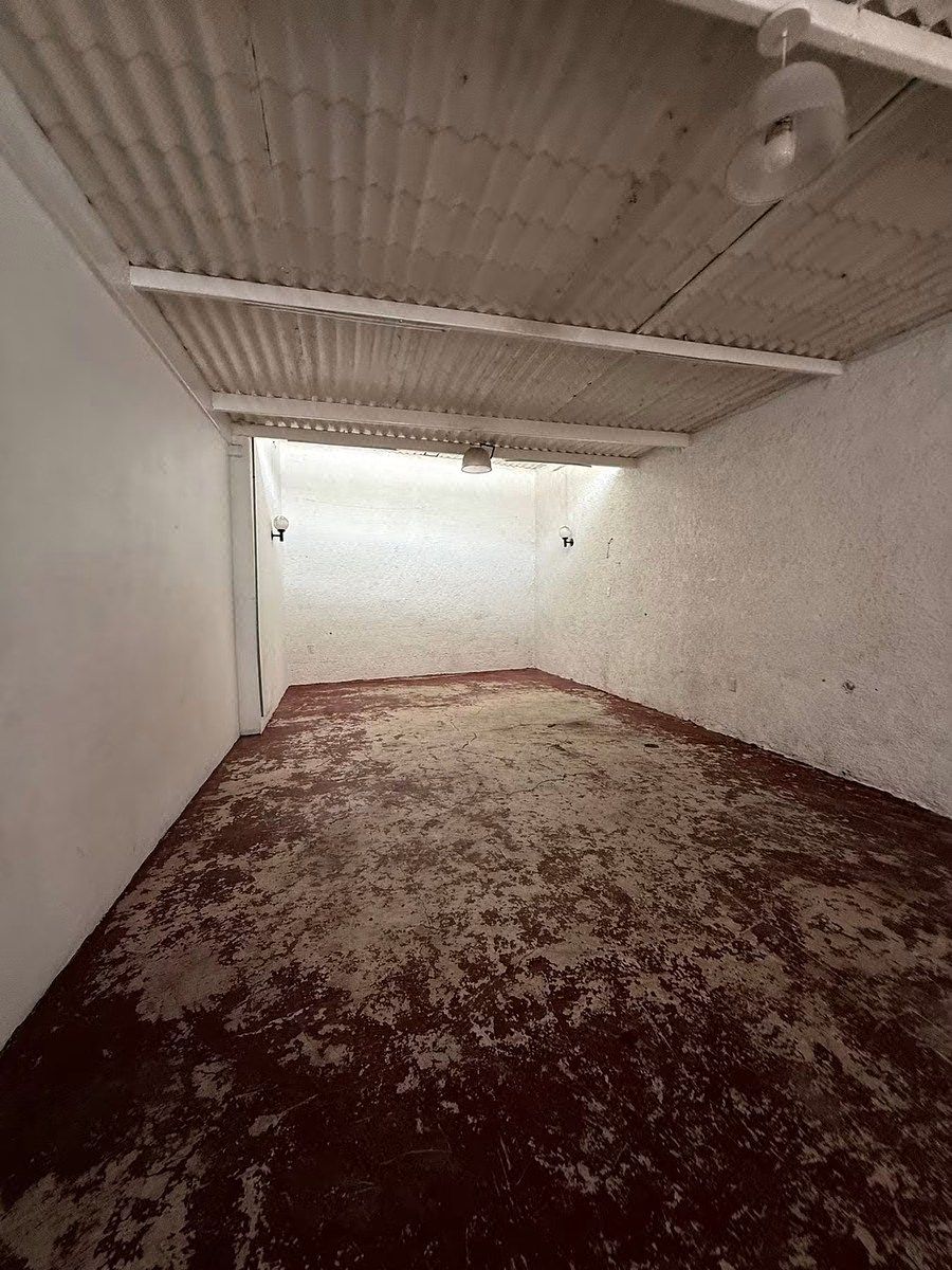 Commercial Storage Unit in Las Juntas, Guadalajara, photo 8 of 12