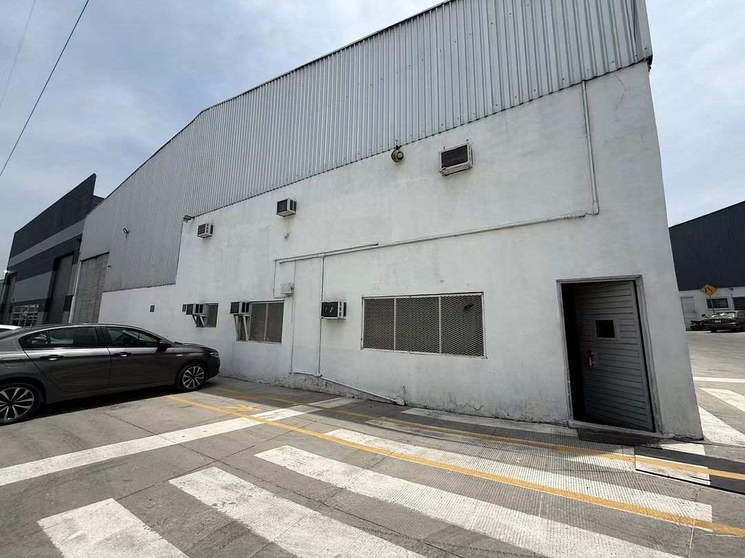 NAVE INDUSTRIAL, foto 1 de 15