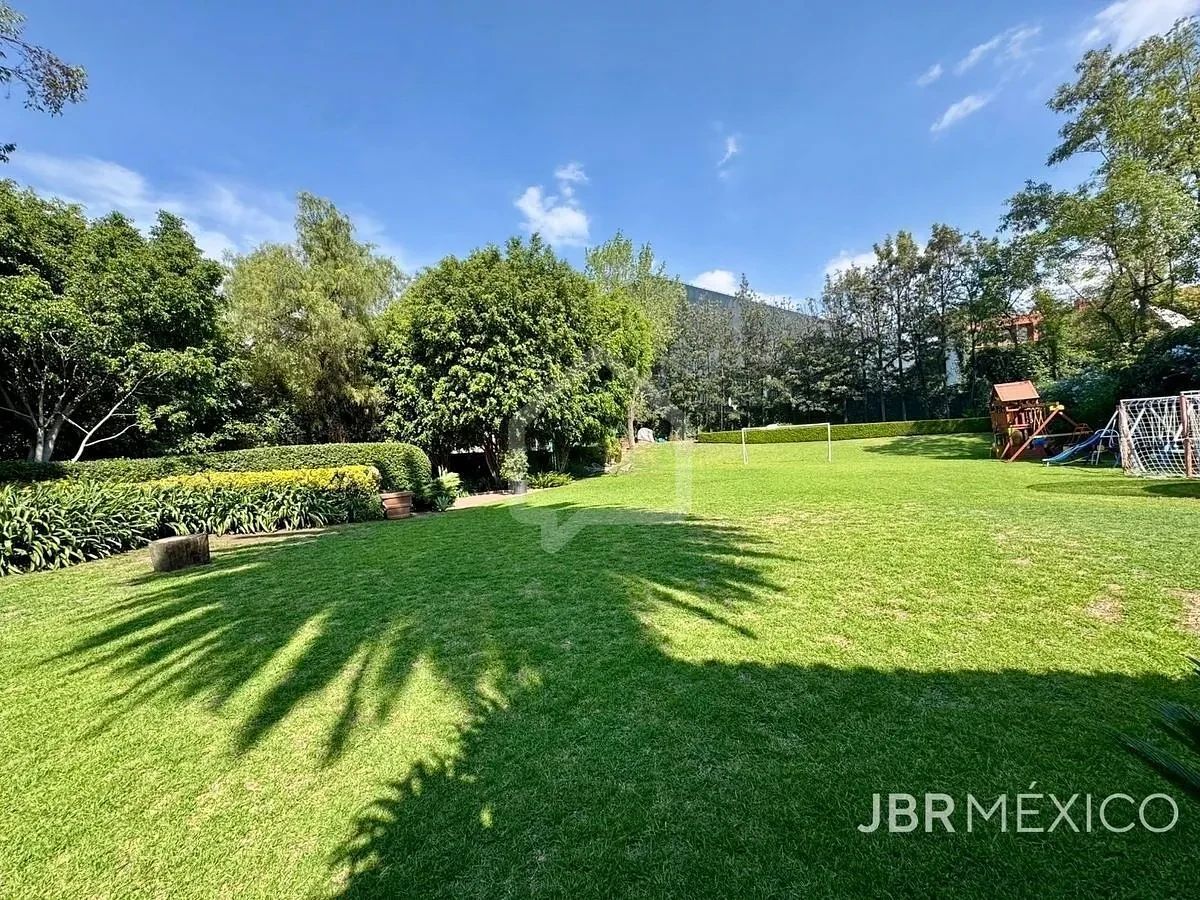 House in a condominium in Lomas de Chapultepec, photo 1 of 10