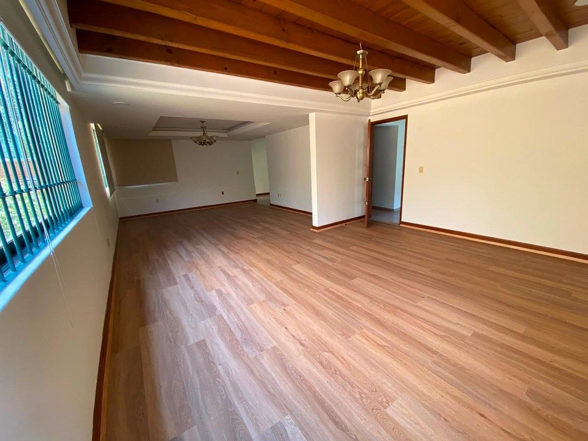 House in Gated Community in Parques de la Herradura, Huixquilucan, photo 2 of 32