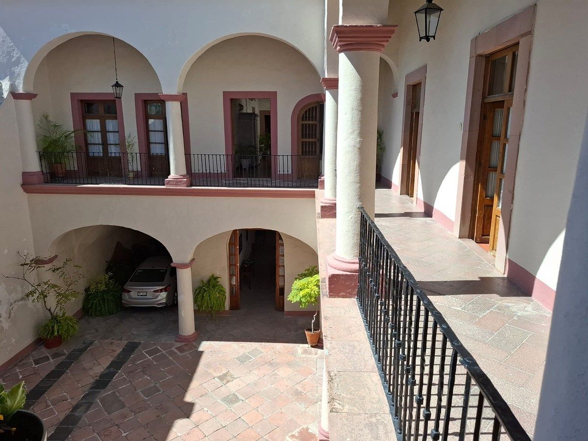 AR-Casona antiga para ALUGUEL - Qro Centro, foto 1 de 50