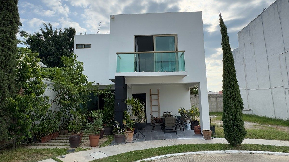 SE VENDE CASA EN FRACC. EL OLIVAR, photo 1 of 31