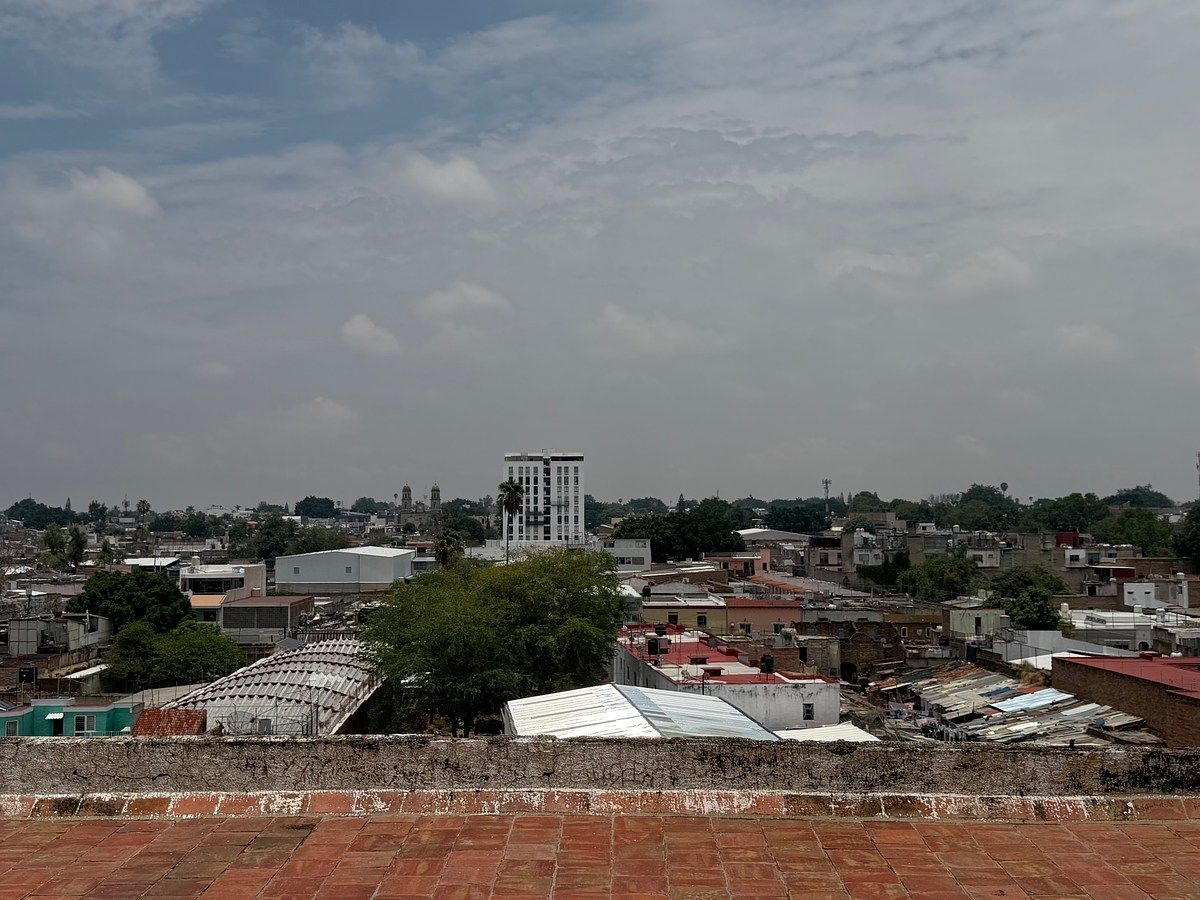 Edifício em San Juan de Dios, Guadalajara, foto 6 de 23