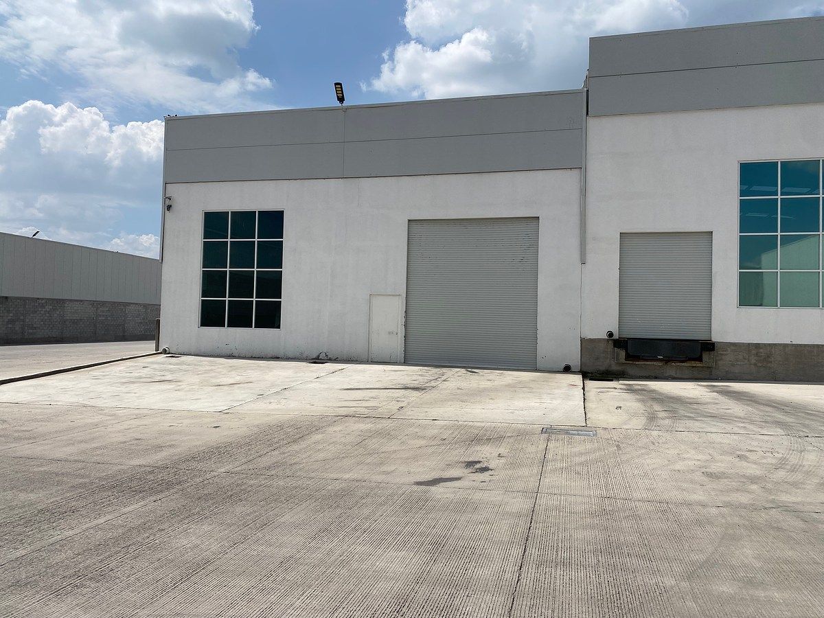 NAVE INDUSTRIAL EN VENTA Y RENTA EN ZONA BALVANERA, foto 1 de 12