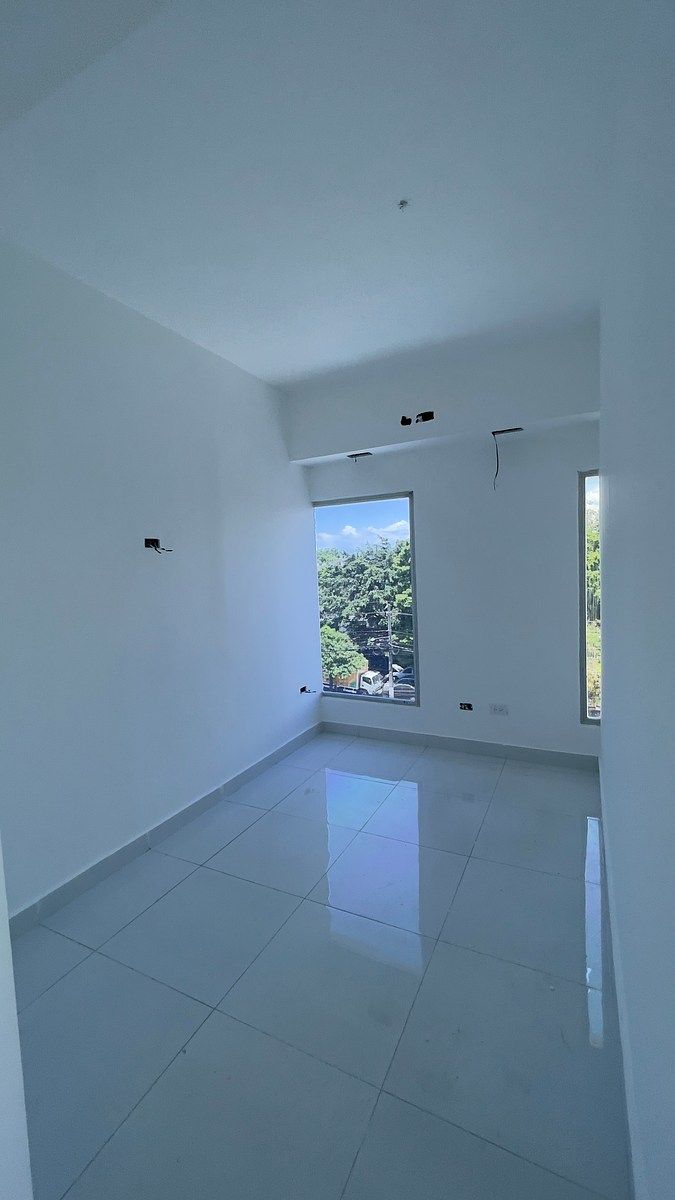 Local Comercial en Arroyo Hondo, Santo Domingo Centro (Distrito Nacional), foto 4 de 8
