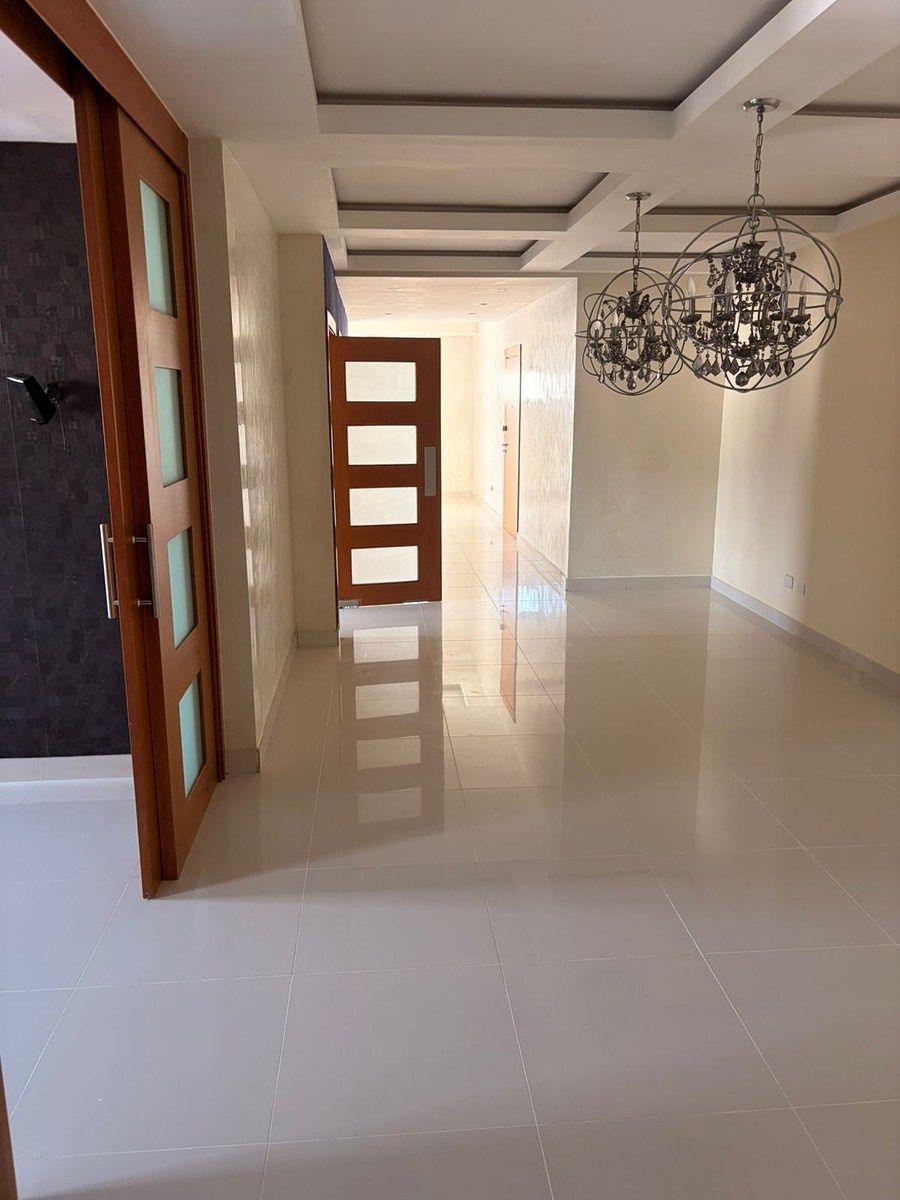 ALQUILER CON LINEA BLANCA (MR), foto 1 de 6