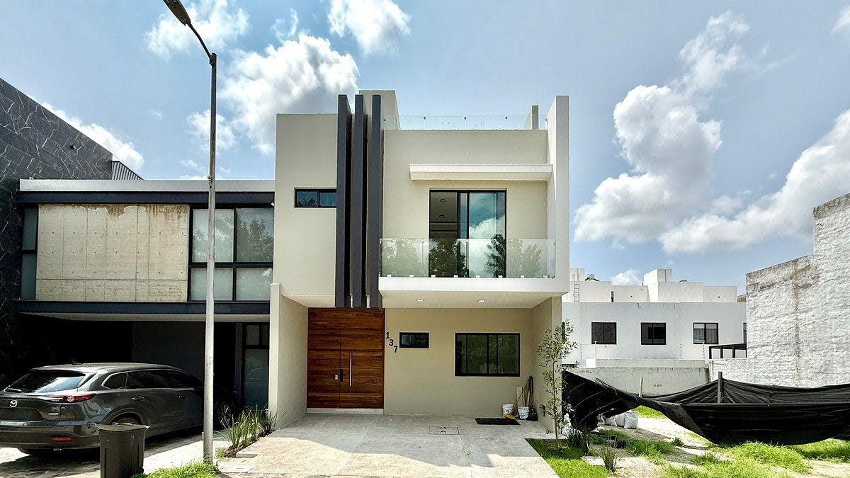 Casa en Venta Coto Cerezo Valle imperial Zapopan