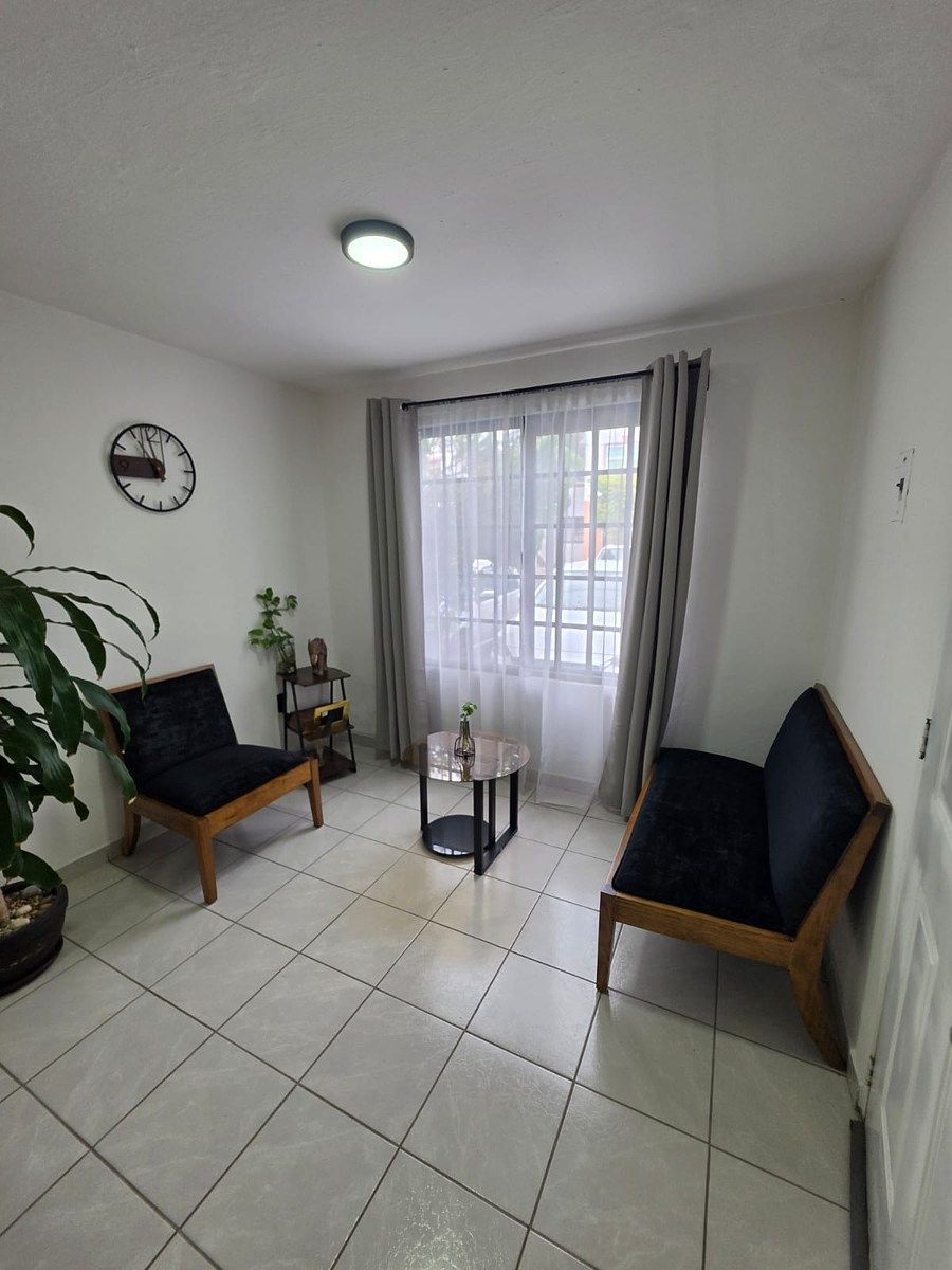 sala, photo 13 of 14