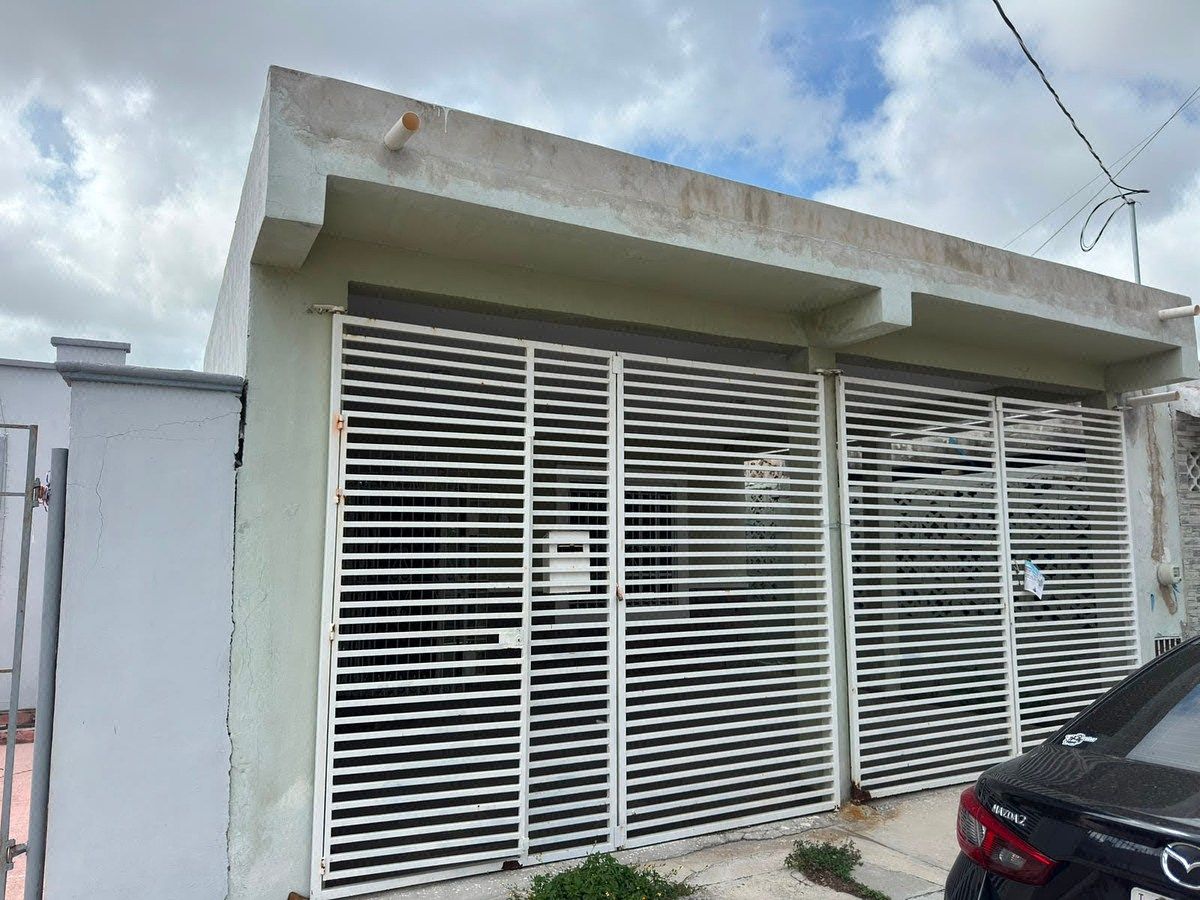 Casa en Venta en Supermanzana 93, Cancún, photo 1 of 10