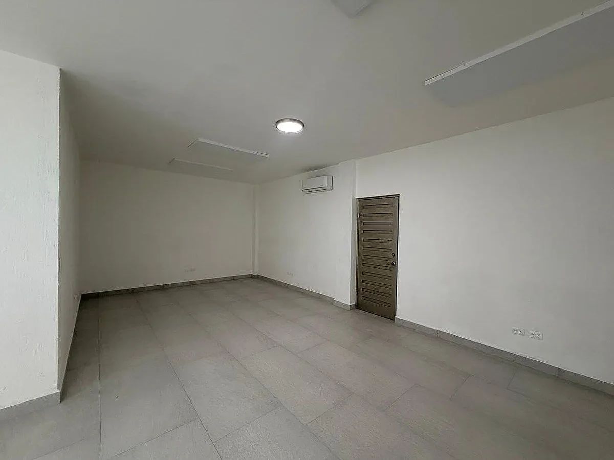Retail Space in Centro, Monterrey, photo 11 of 22