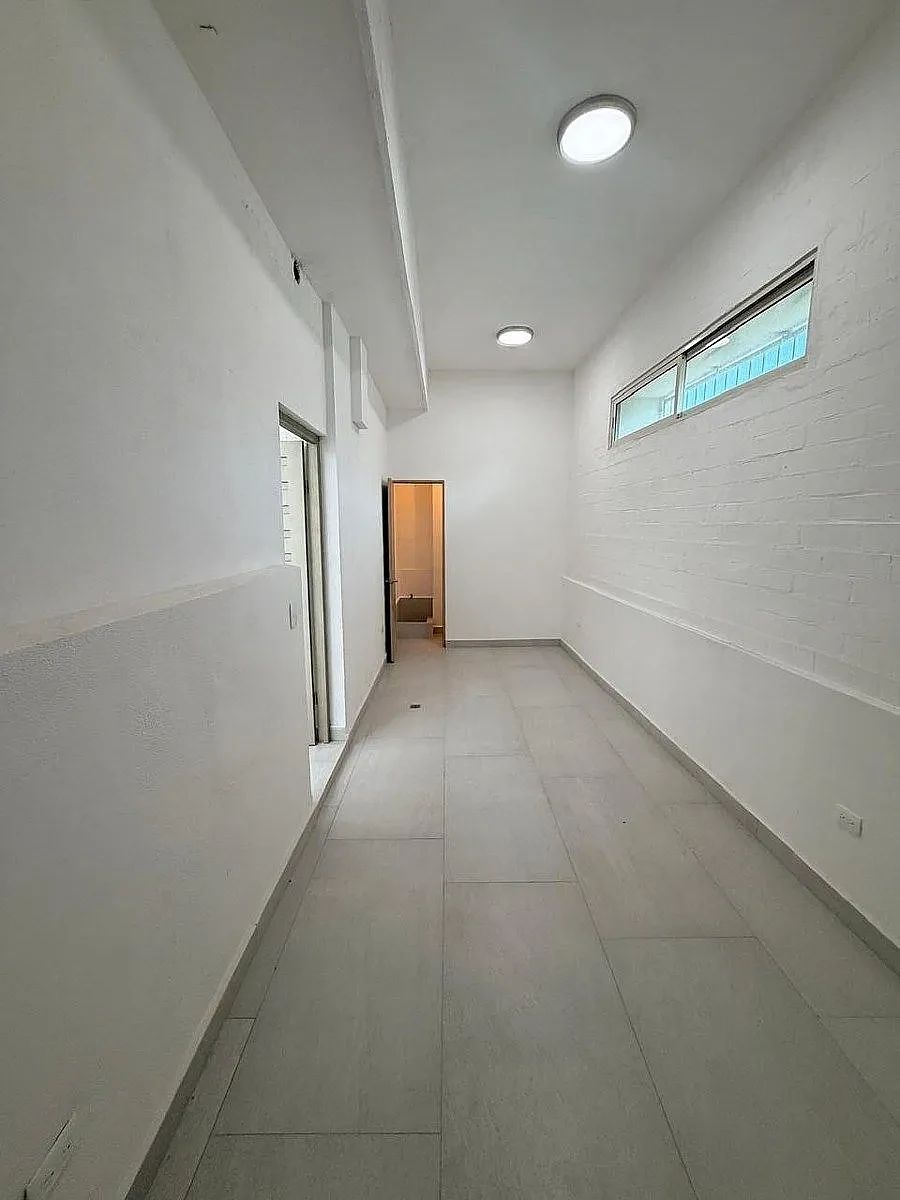 Retail Space in Centro, Monterrey, photo 15 of 22