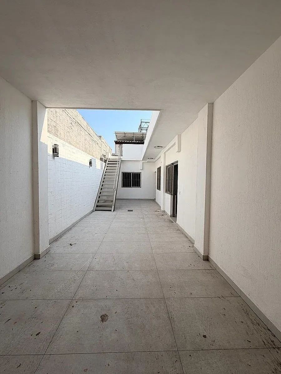 Retail Space in Centro, Monterrey, photo 16 of 22