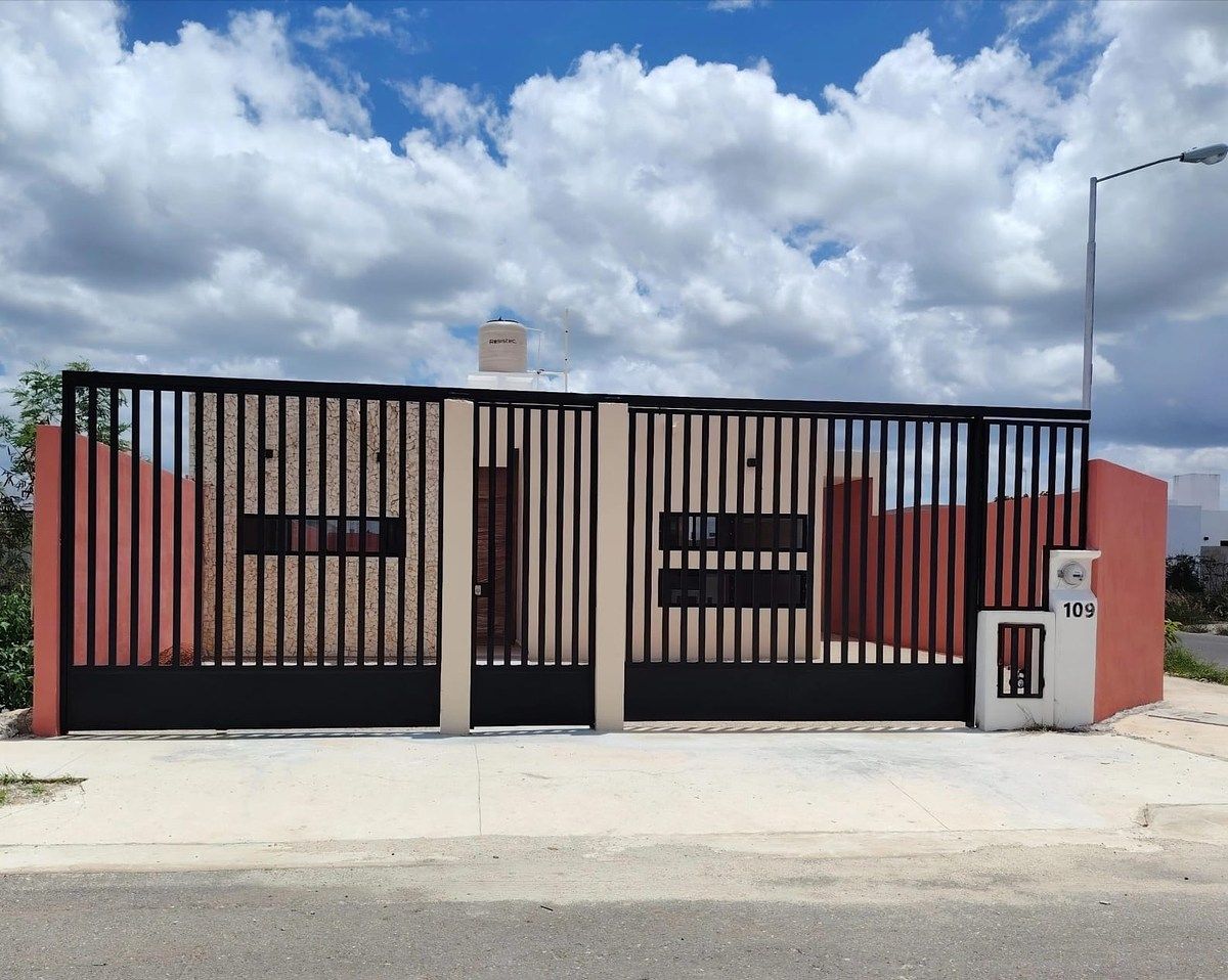 Casa de una planta totalmente equipada en Gran San Pedro Cholul, foto 1 de 28
