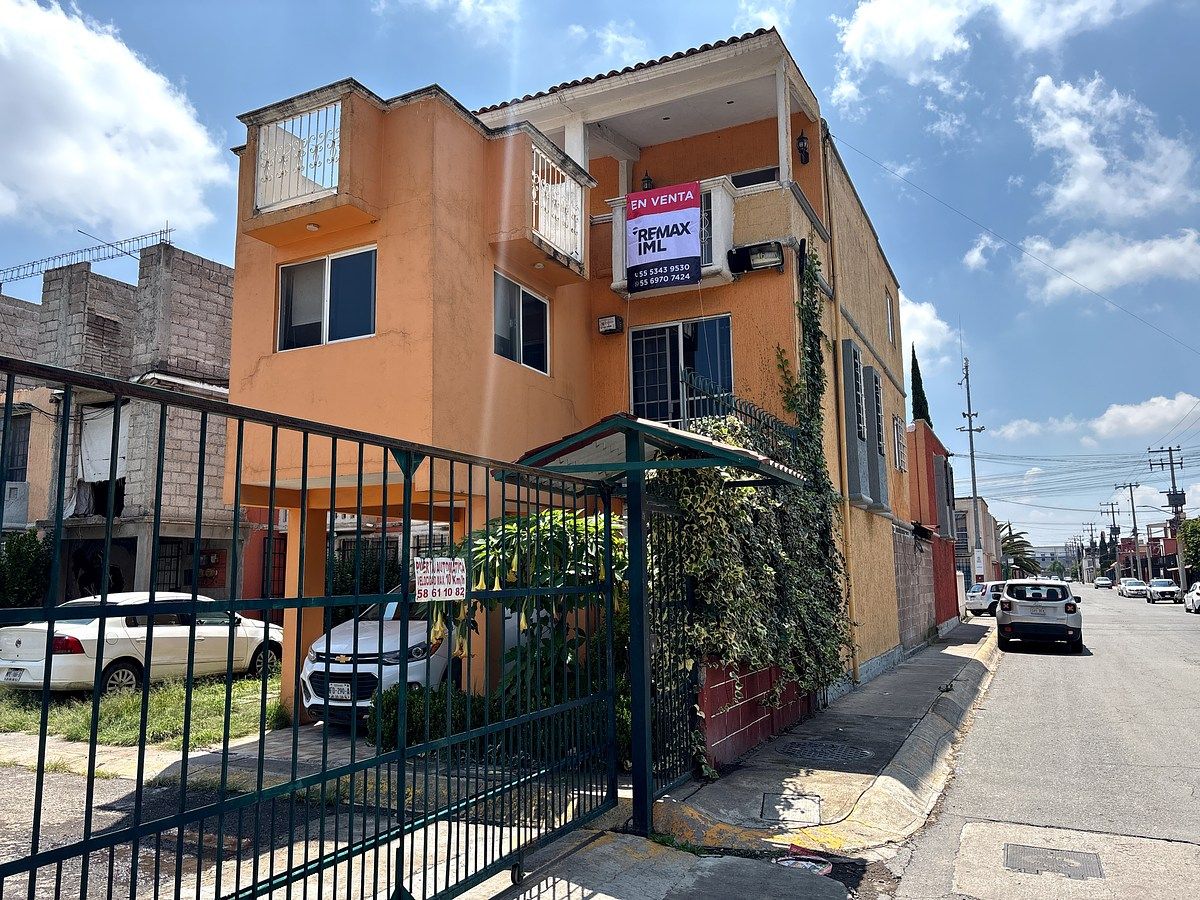 Venta casa con ampliaciones en Hacienda Cuautitlán, photo 1 of 18