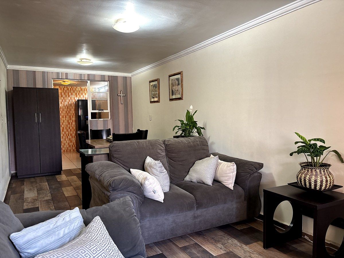 House in Gated Community in Hacienda de Cuautitlán, Cuautitlán, photo 2 of 18