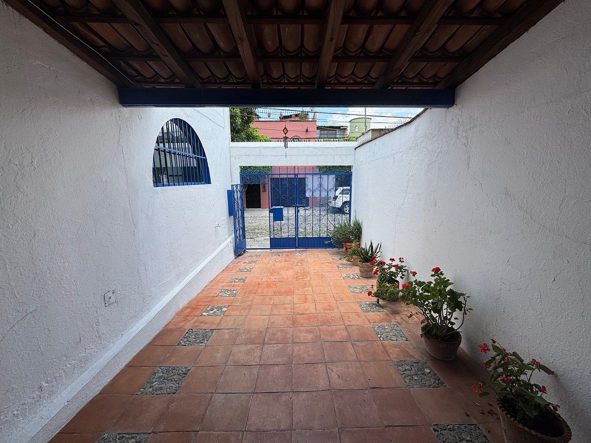 House in La Lejona, San Miguel de Allende, photo 4 of 50