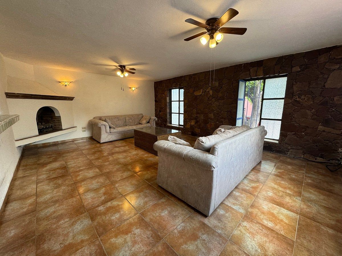 House in La Lejona, San Miguel de Allende, photo 5 of 50