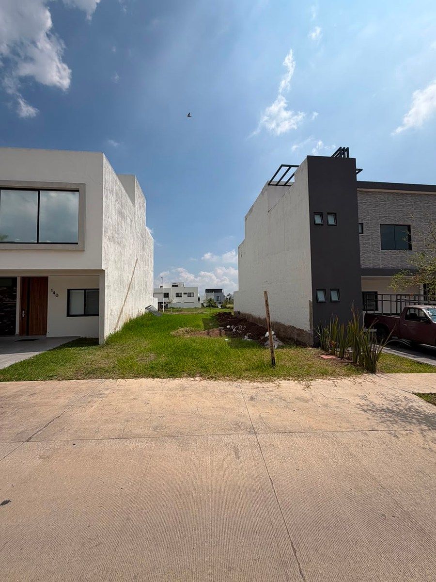 TERRENO EN VENTA EN ALTANZA SOLARES - foto 2