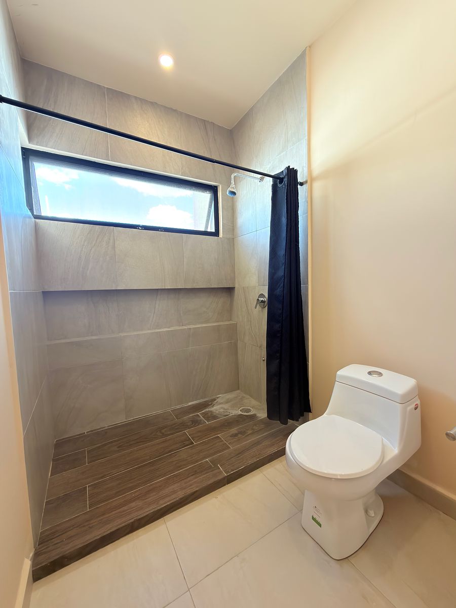Baño Recámara Principal, foto 14 de 21