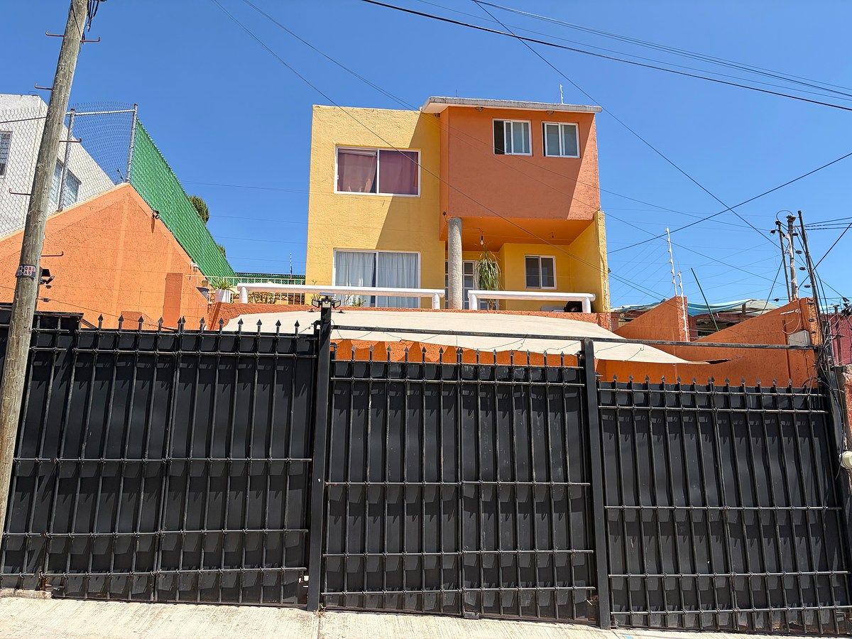 Venda de casa em Col México Nyevo, foto 1 de 26