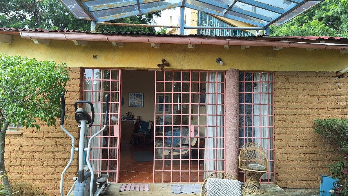 casa principal atras hay domo de acrilico para la terraza., foto 6 de 16