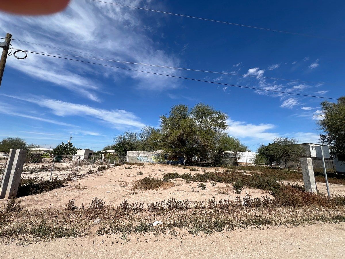 Lot in Oasis Suburbano, Mexicali, photo 2 of 6