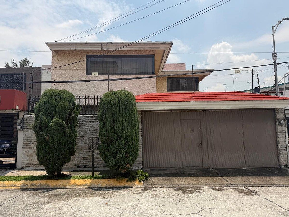 Amplia y luminosa casa en la  4ª Sección de Echegaray, foto 1 de 34