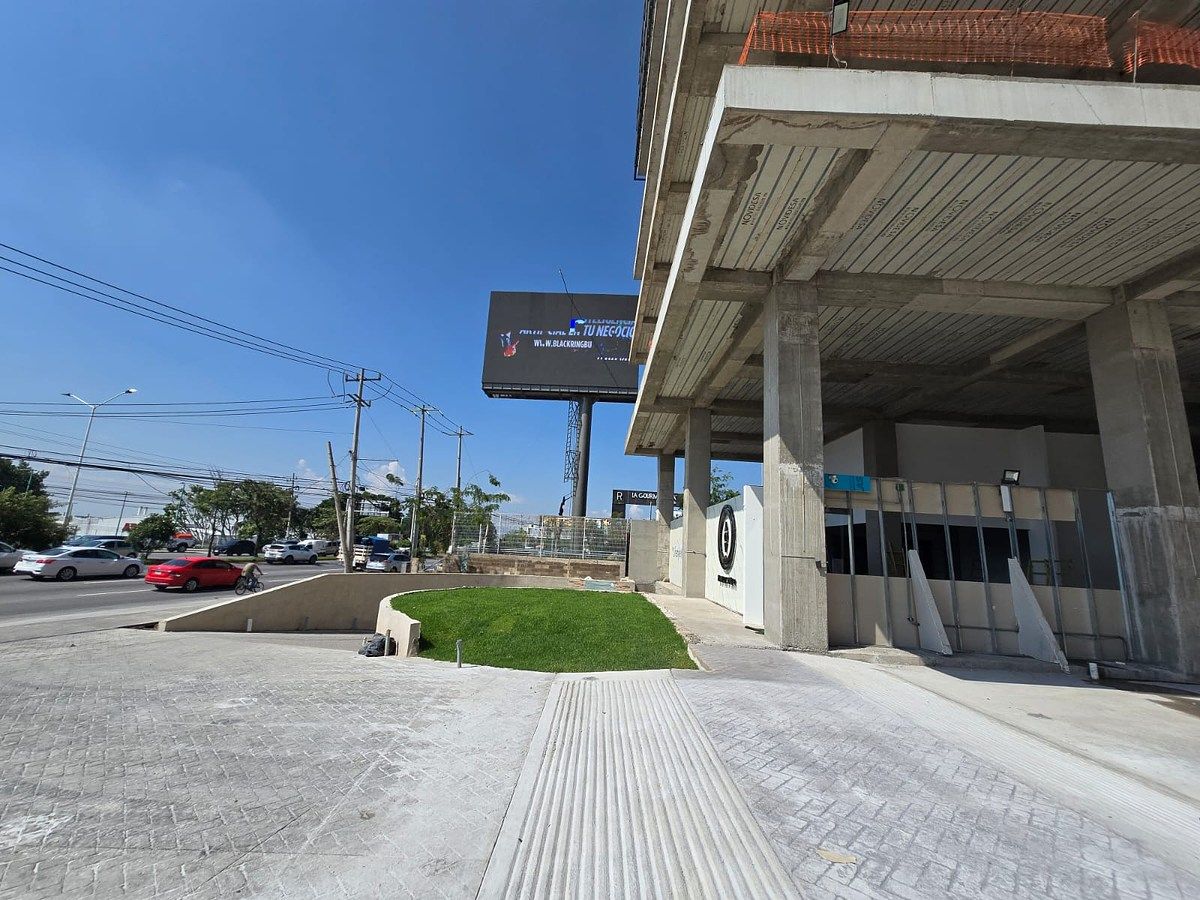 Loja em shopping em El Palomar, Tlajomulco de Zúñiga, foto 8 de 22