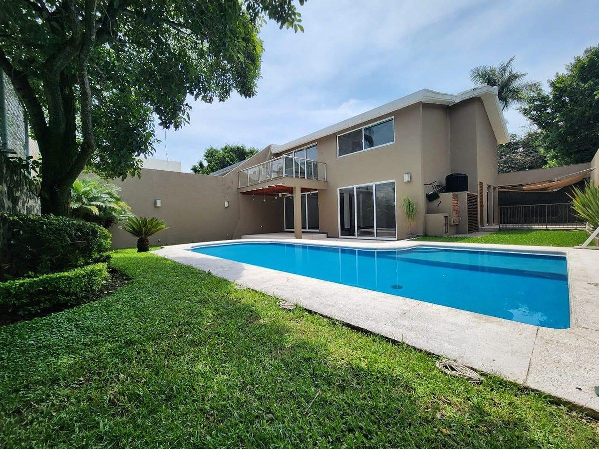 House in Gated Community in Vista Hermosa, Cuernavaca, photo 2 of 2